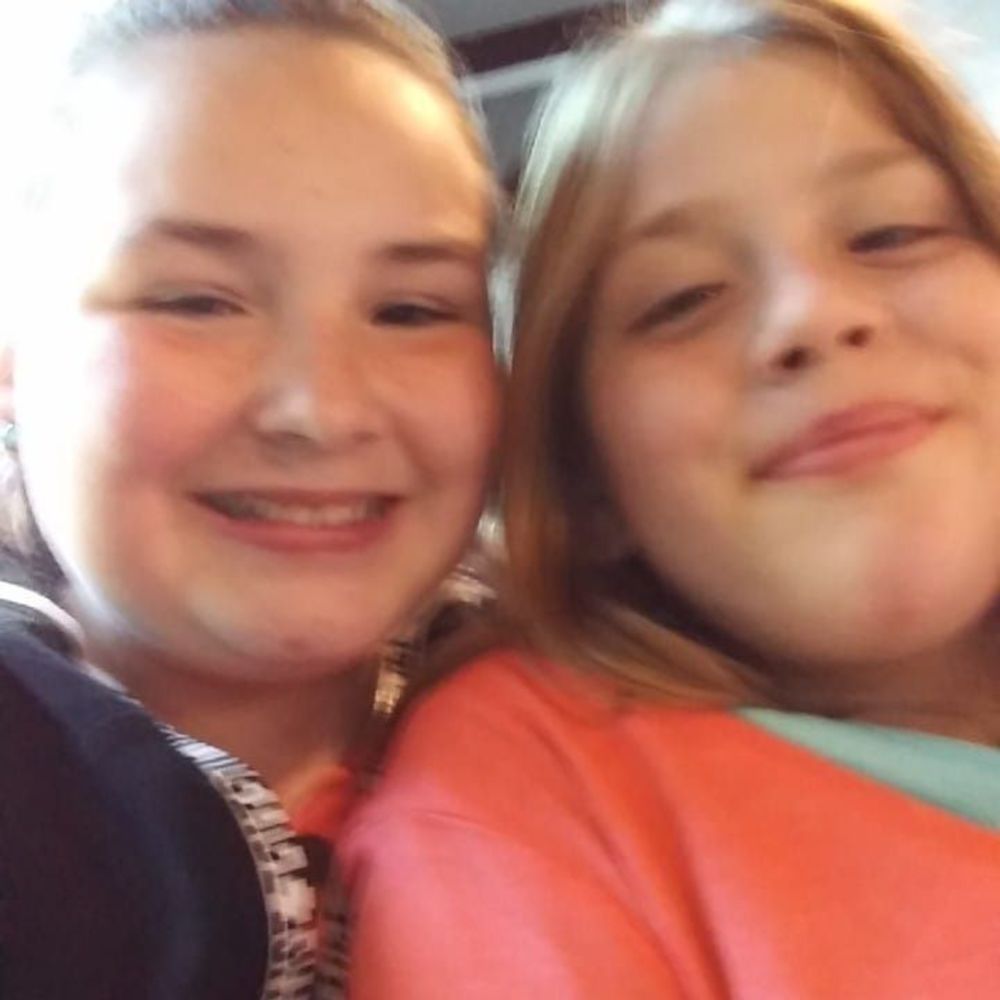 Meet your Posher, Holly